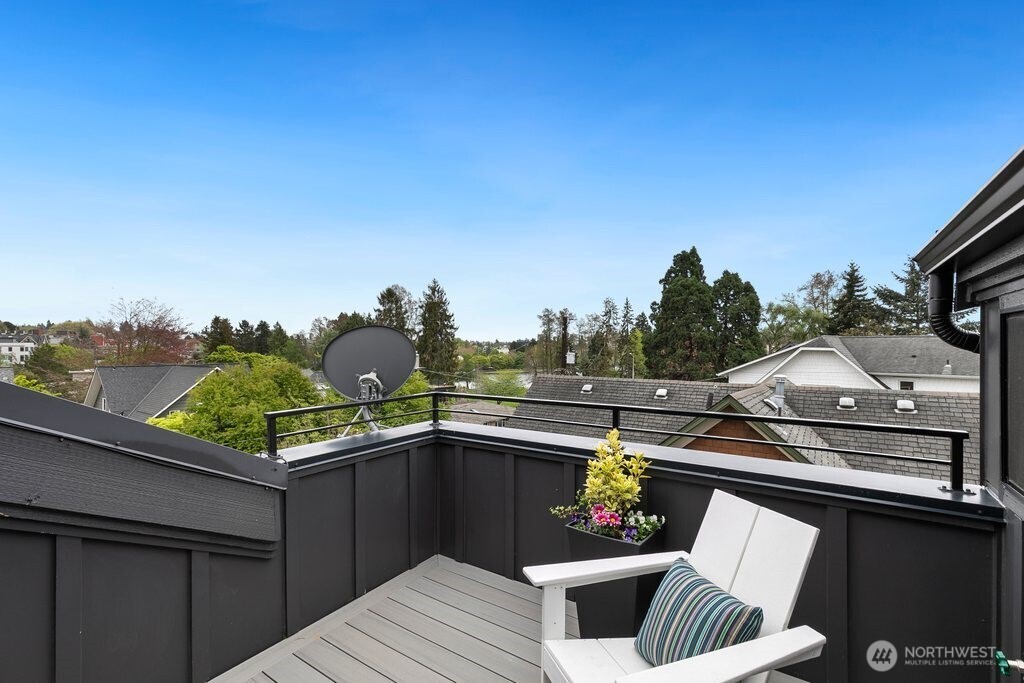 7421 Bagley Avenue N, Seattle, WA 98103
