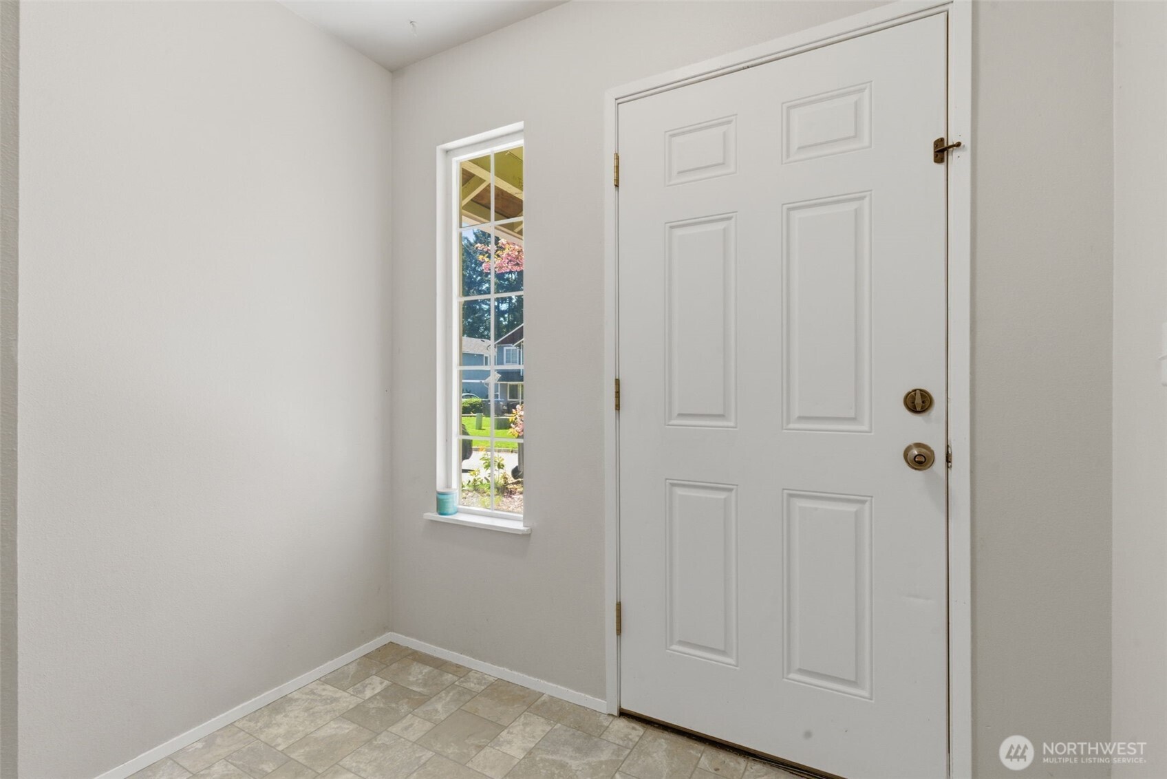 88 NW Lopez Lane , Bremerton, WA 98311