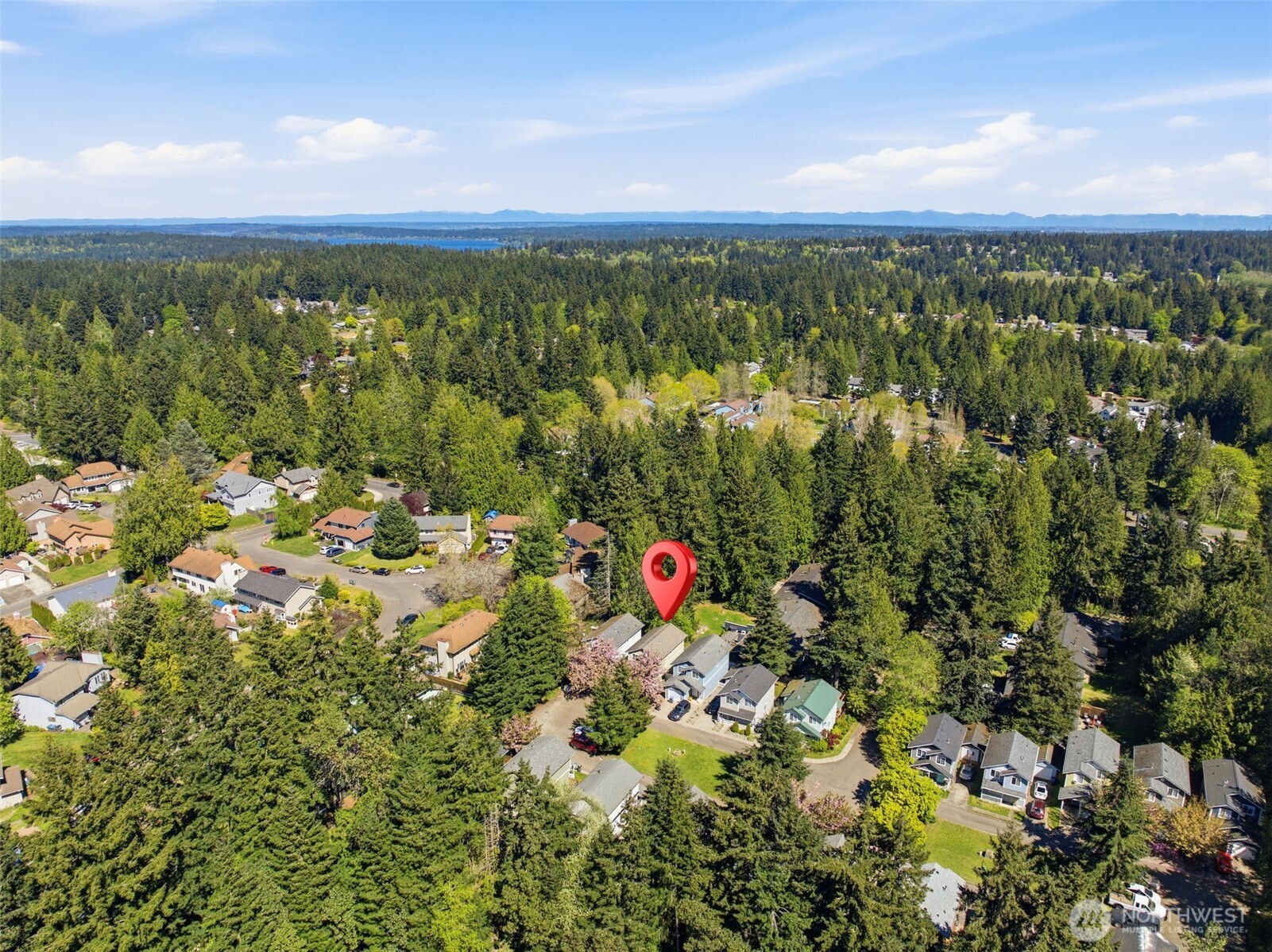 88 NW Lopez Lane , Bremerton, WA 98311