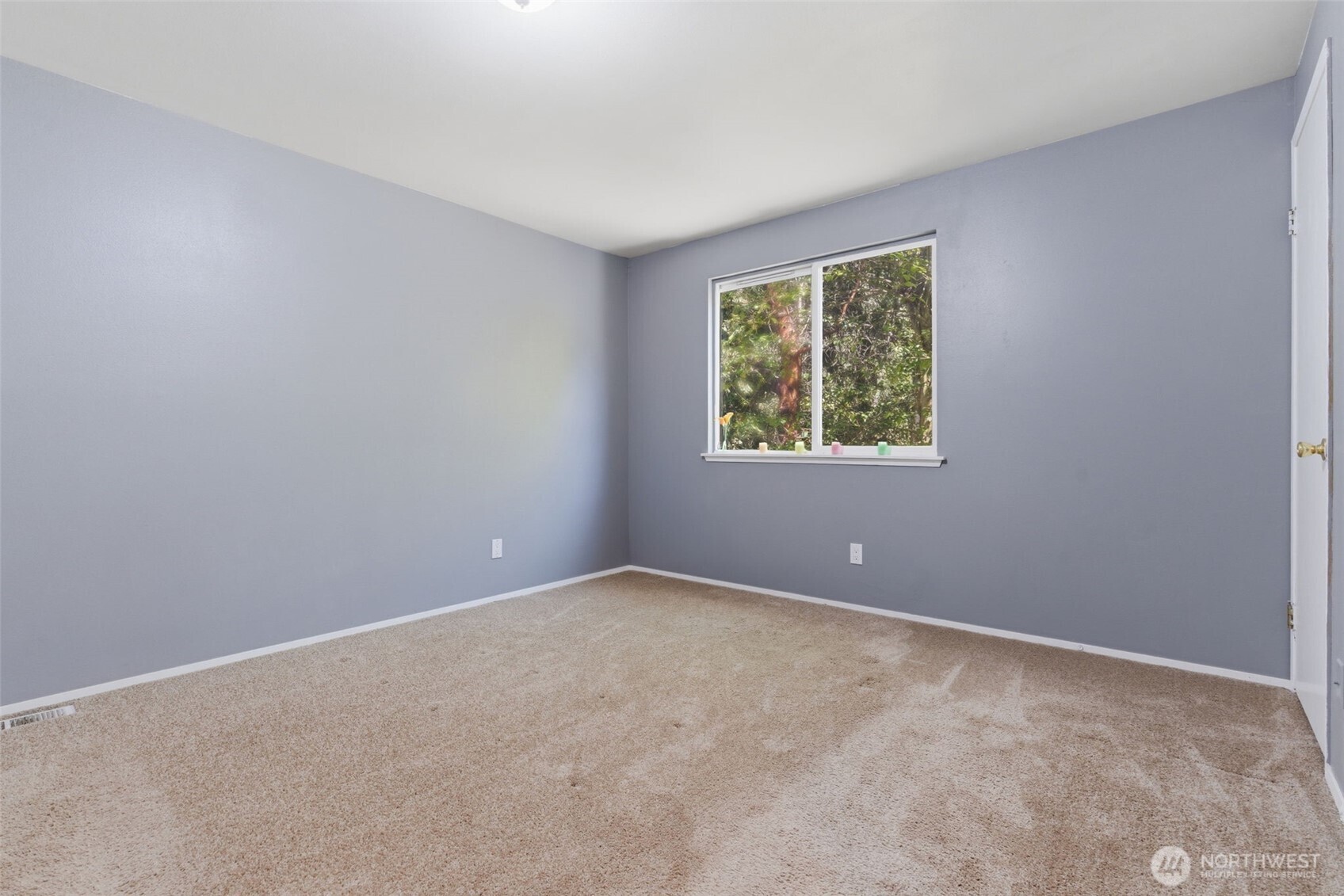 88 NW Lopez Lane , Bremerton, WA 98311