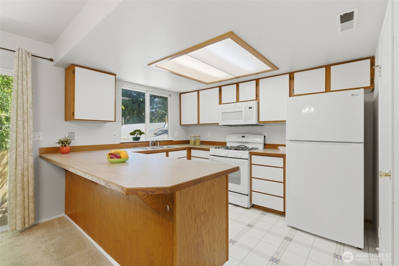 88 NW Lopez Lane , Bremerton, WA 98311