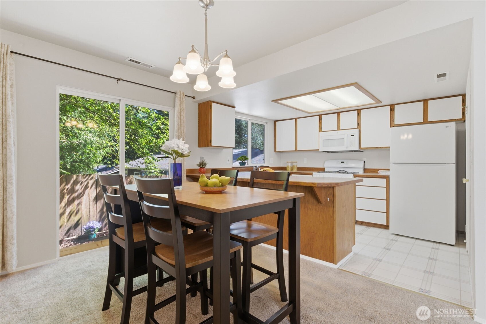 88 NW Lopez Lane , Bremerton, WA 98311