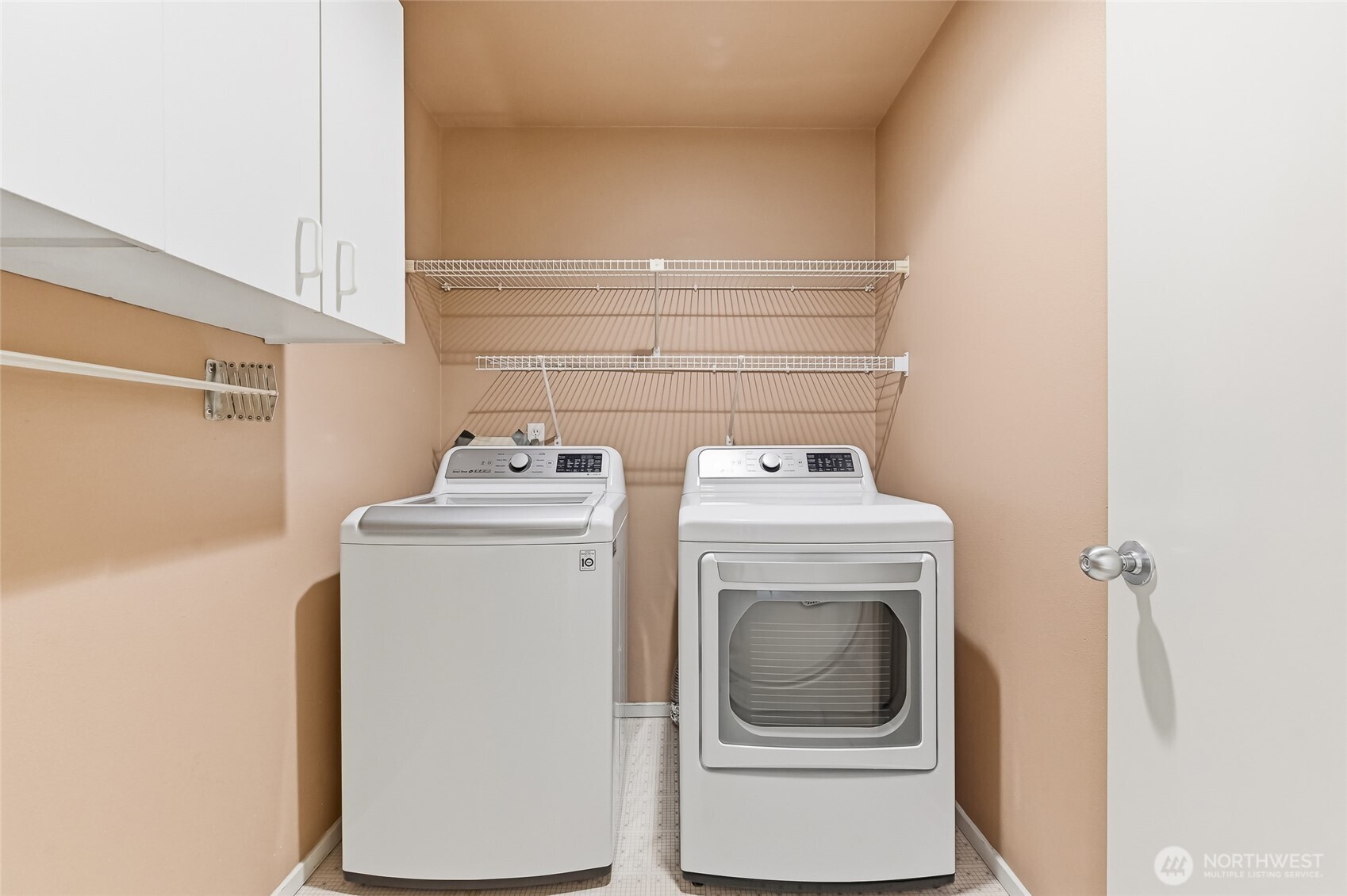 613 Bellevue Way SE, Bellevue, WA 98004