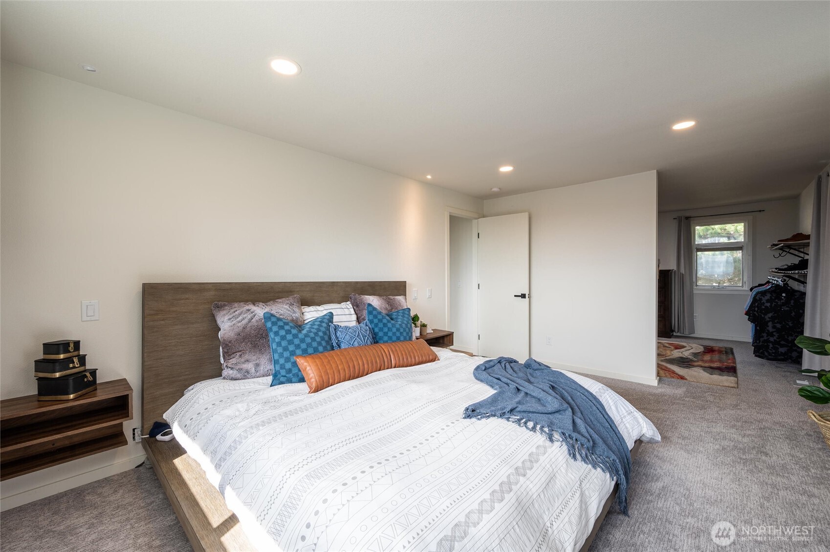 2433 Crestline Street , Ferndale, WA 98248