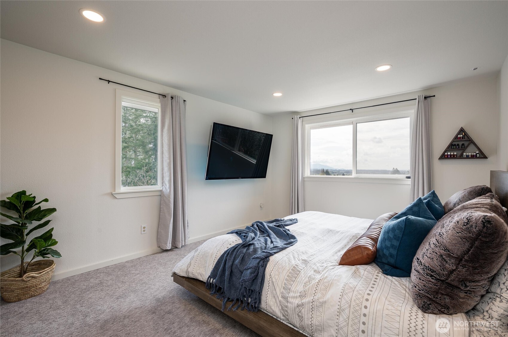 2433 Crestline Street , Ferndale, WA 98248
