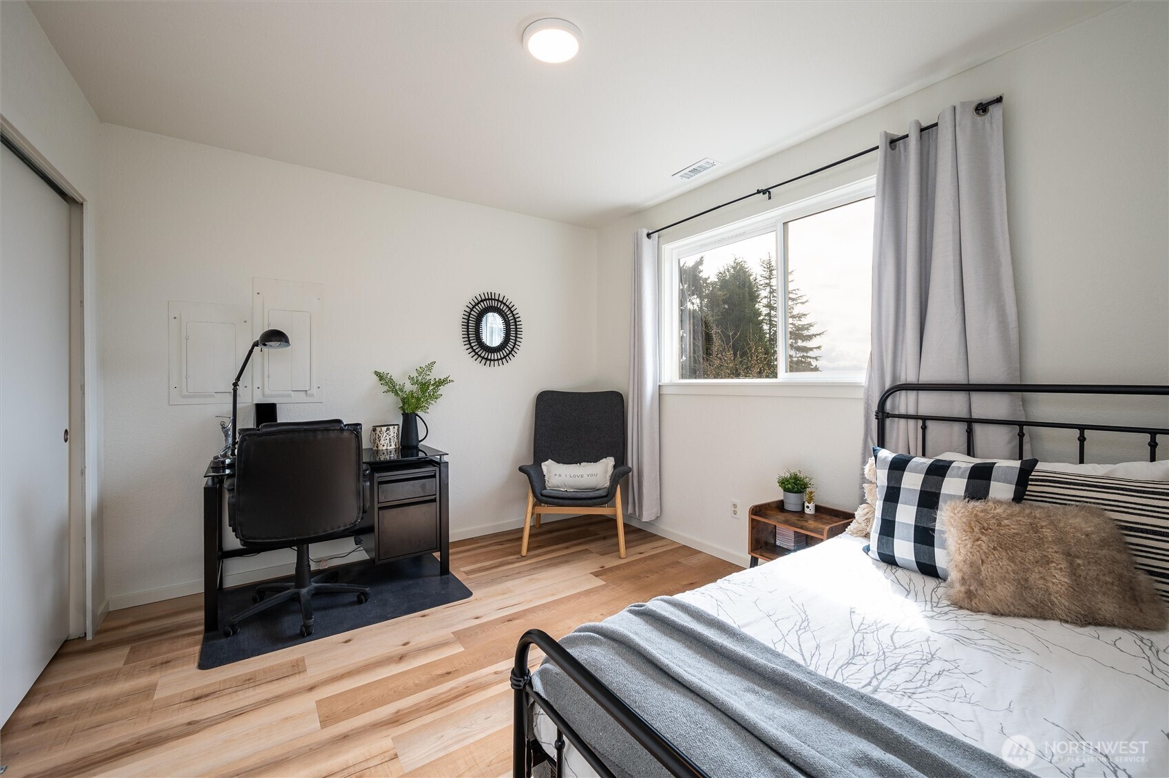 2433 Crestline Street , Ferndale, WA 98248