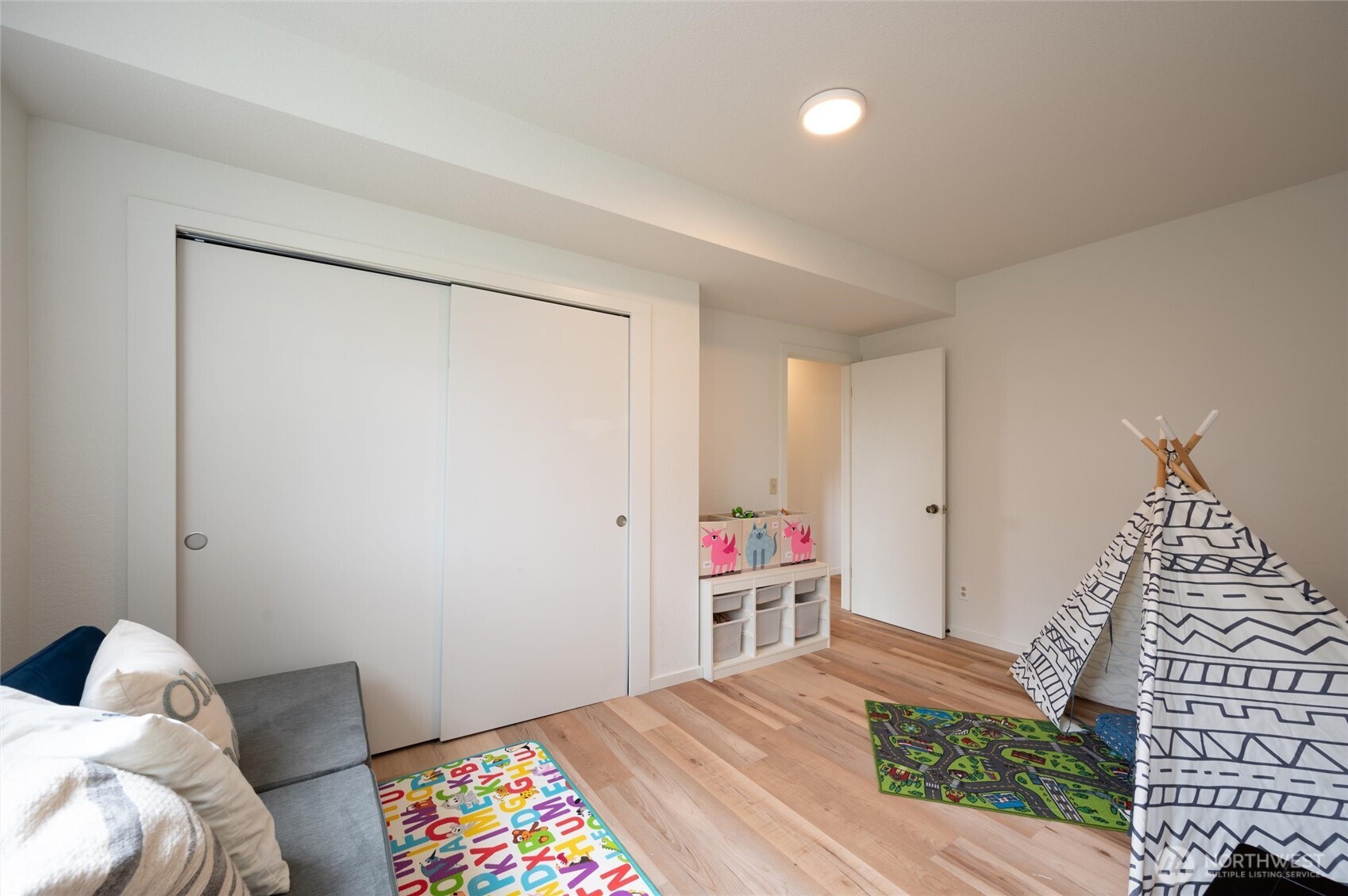 2433 Crestline Street , Ferndale, WA 98248