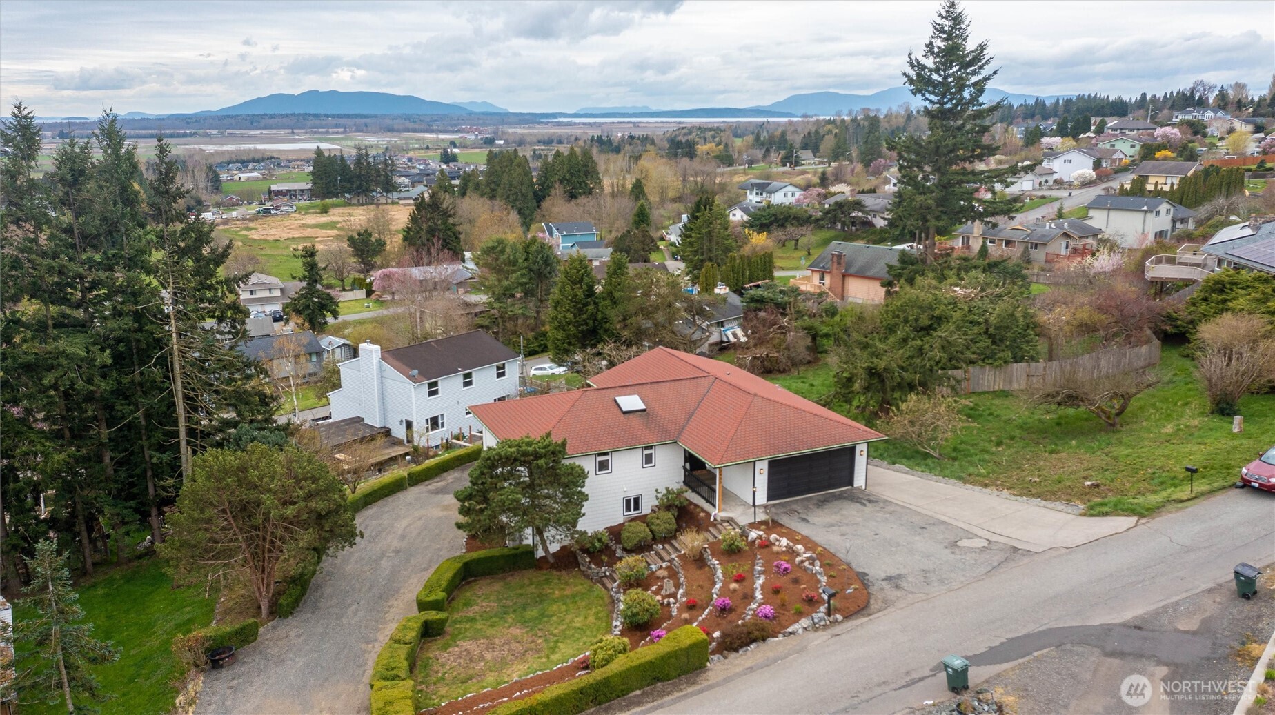 2433 Crestline Street , Ferndale, WA 98248