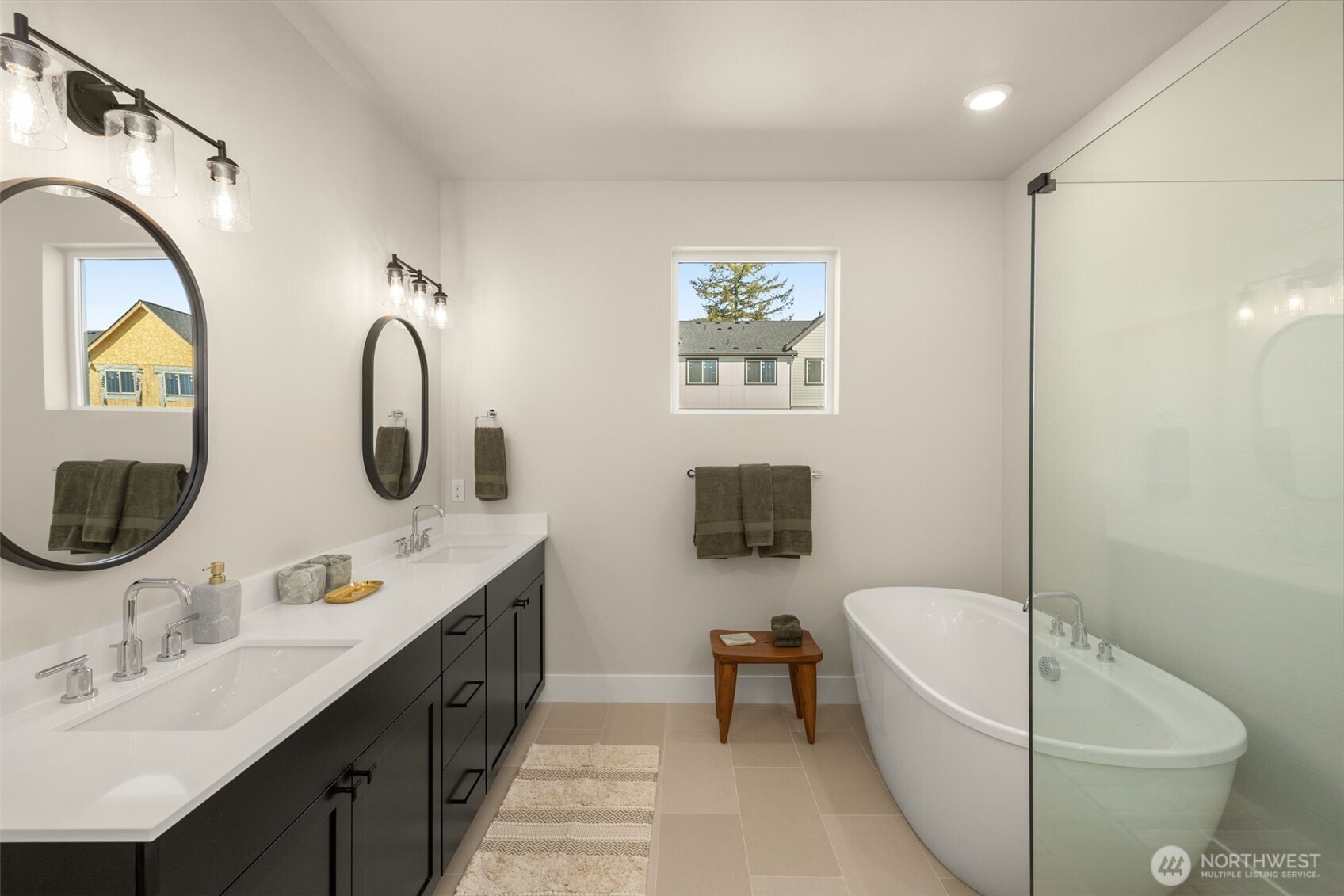 446 222nd Place SE, Sammamish, WA 98074