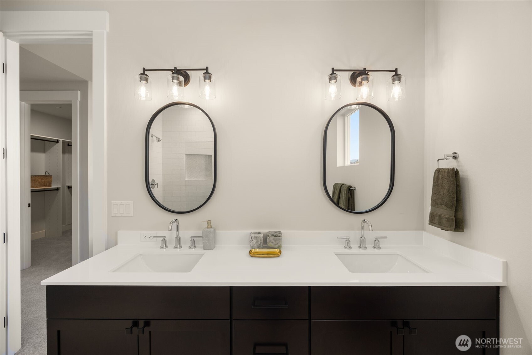 446 222nd Place SE, Sammamish, WA 98074