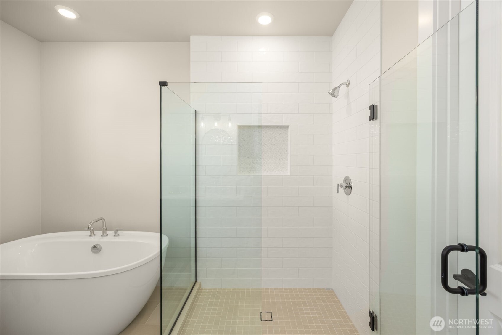 446 222nd Place SE, Sammamish, WA 98074
