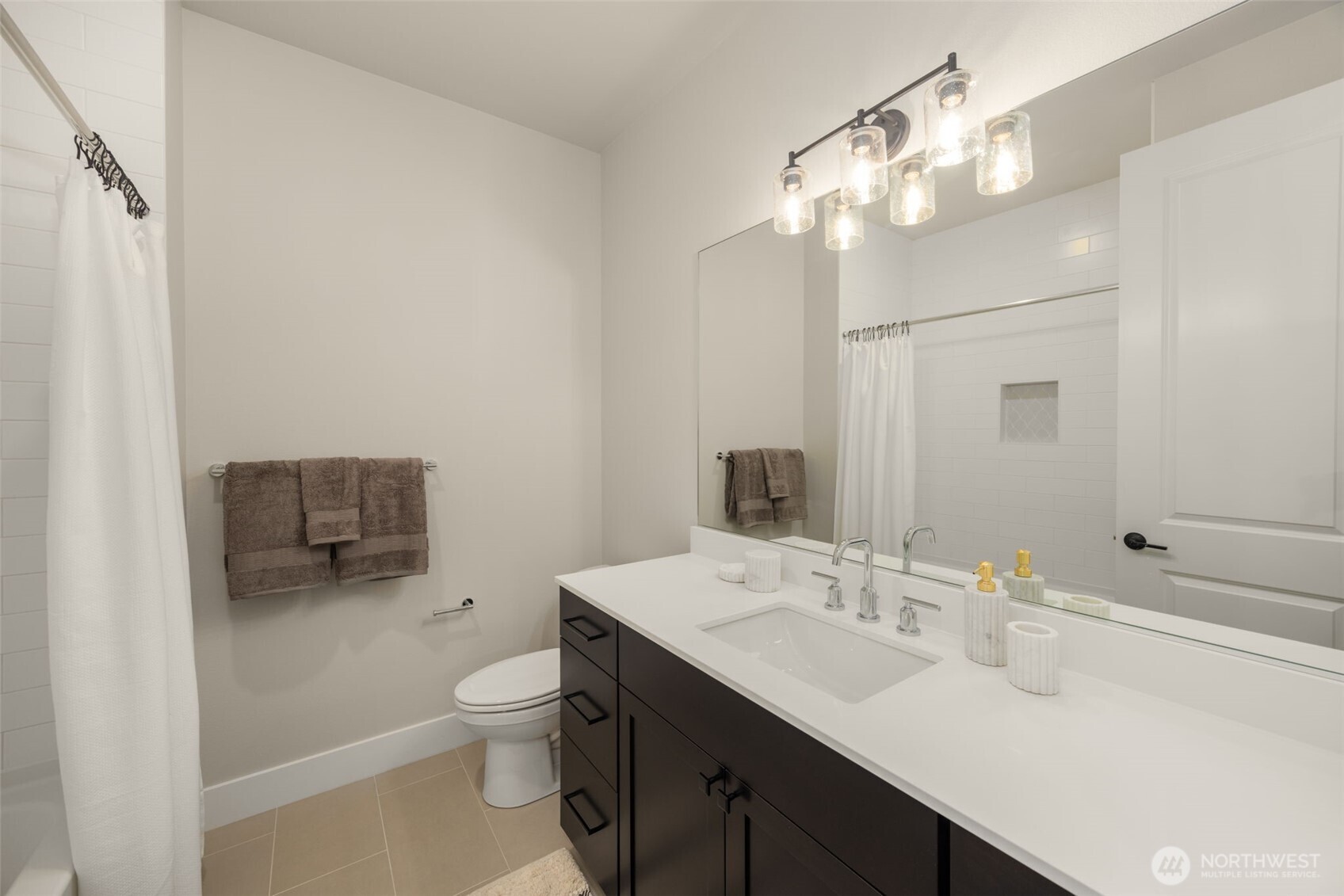 446 222nd Place SE, Sammamish, WA 98074