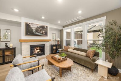 446 222nd Place SE, Sammamish, WA 98074 - Photo 3