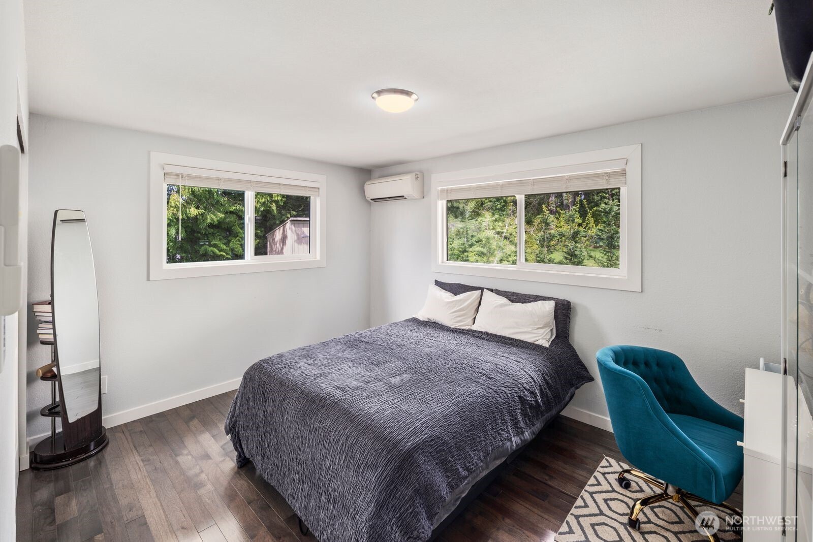 11102 126th Avenue NE, Kirkland, WA 98033
