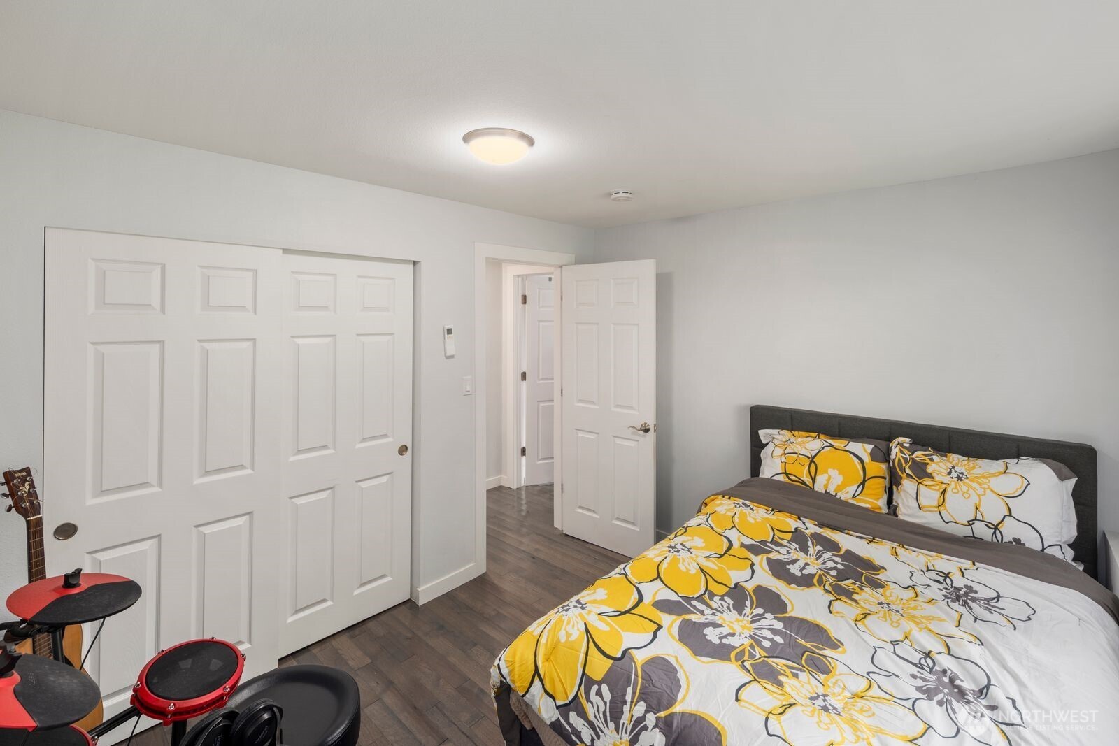 11102 126th Avenue NE, Kirkland, WA 98033