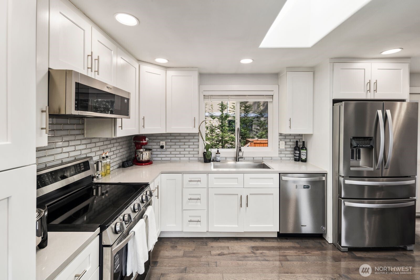 11102 126th Avenue NE, Kirkland, WA 98033