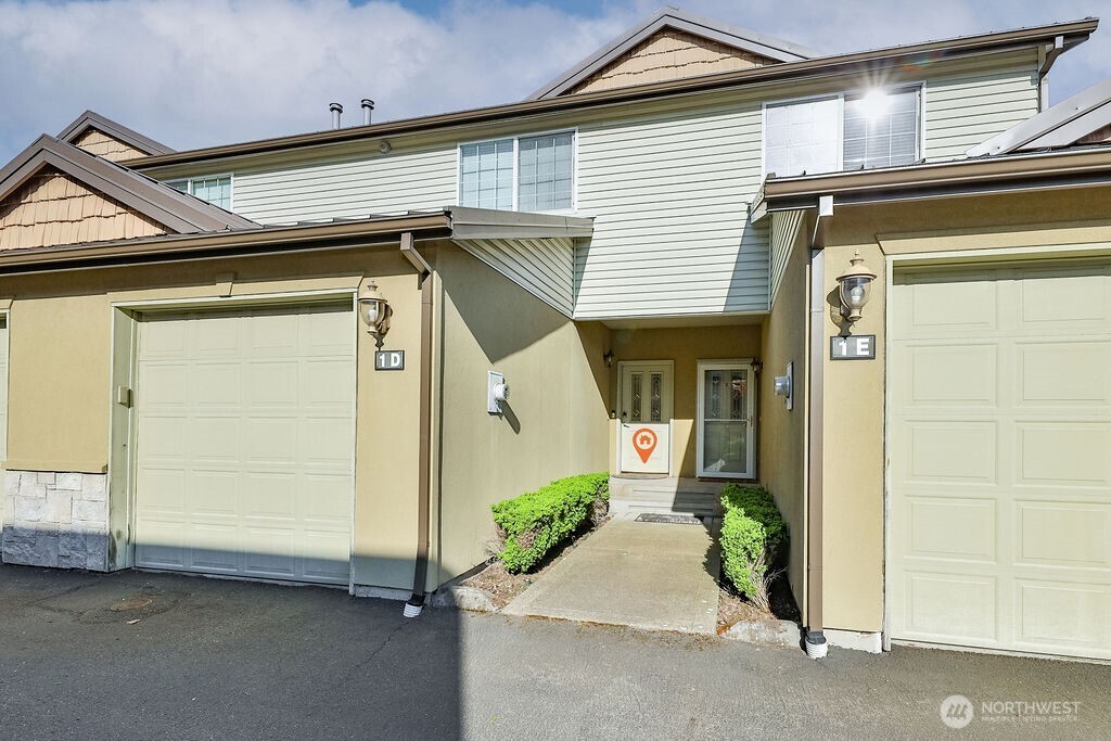 418 17th Street SE #1D, Auburn, WA 98002
