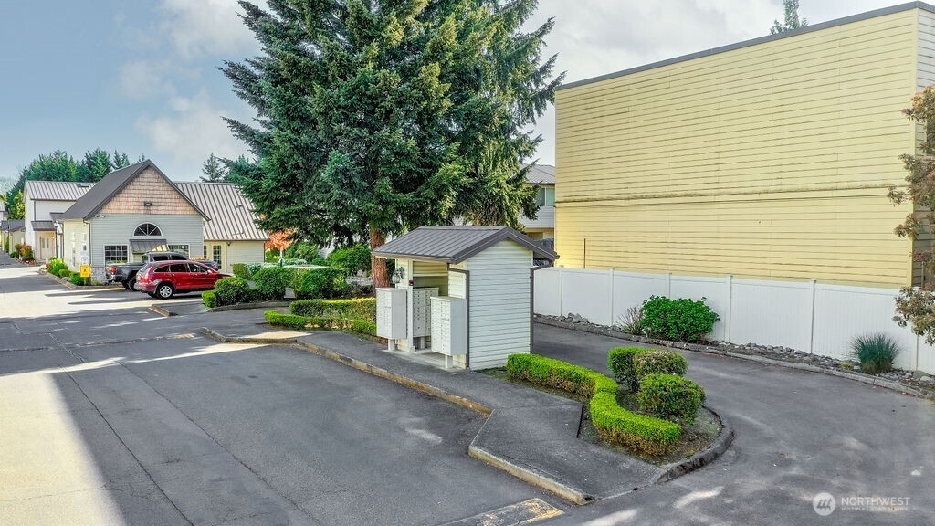 418 17th Street SE #1D, Auburn, WA 98002