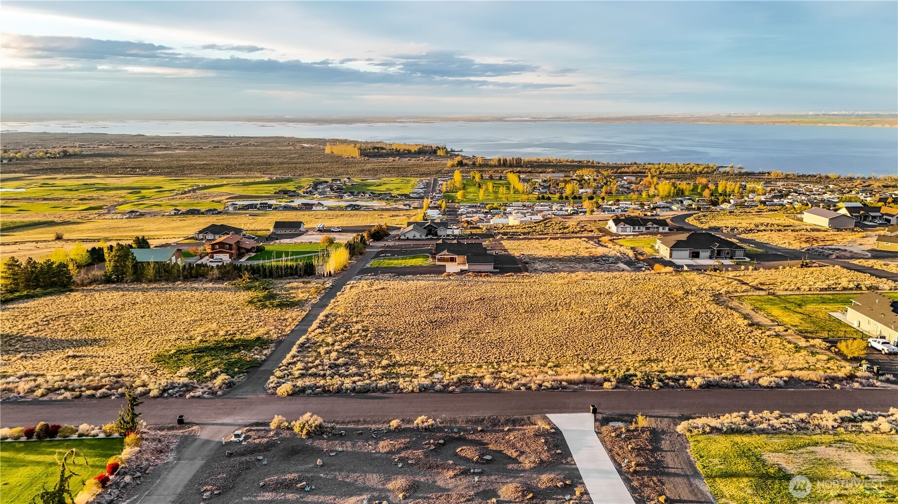 6766 Road 8.9 SE, Othello, WA 99344
