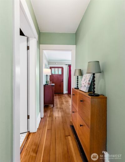 8403 32nd Avenue SW, Seattle, WA 98126 - Photo 9