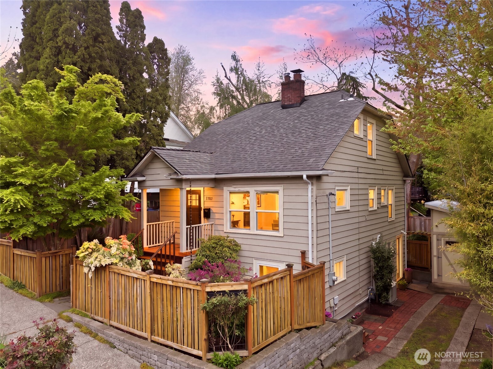 2208 NE 75th Street , Seattle, WA 98115