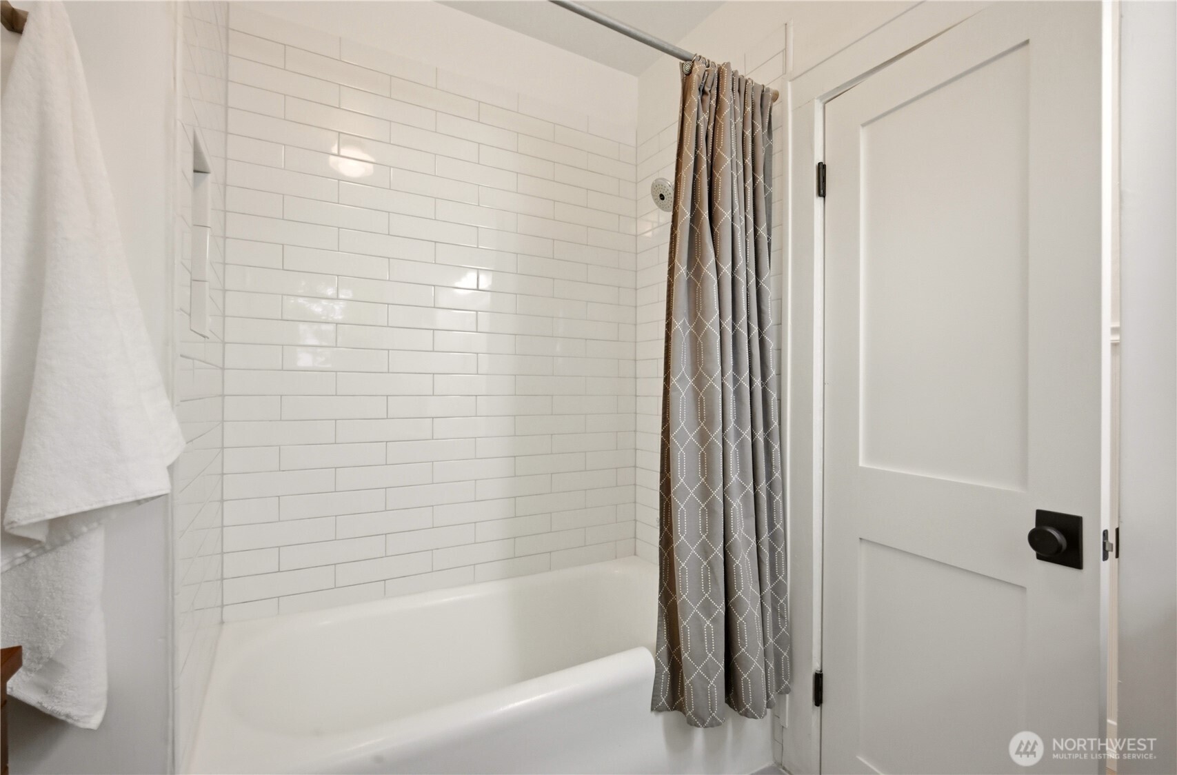 2208 NE 75th Street , Seattle, WA 98115