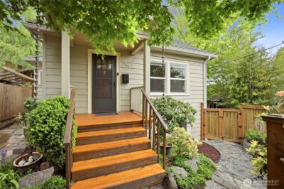 2208 NE 75th Street , Seattle, WA 98115 - Photo 2