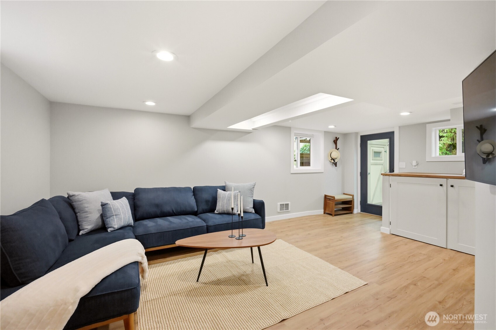2208 NE 75th Street , Seattle, WA 98115