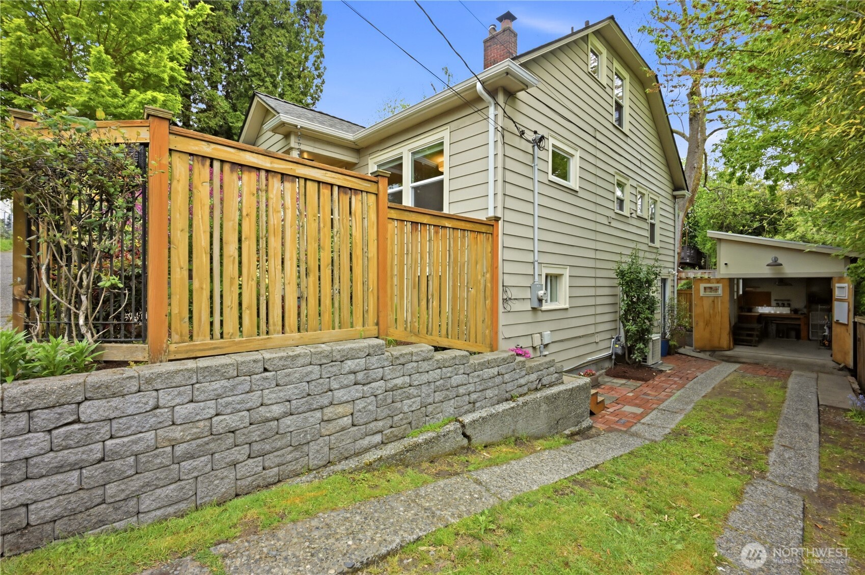 2208 NE 75th Street , Seattle, WA 98115