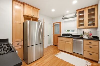 2208 NE 75th Street , Seattle, WA 98115 - Photo 9