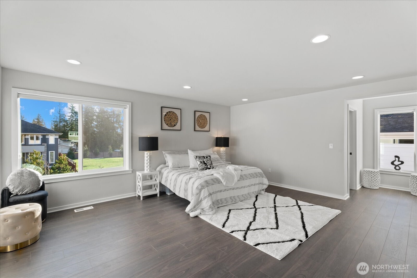 21713 SE 256th Place , Maple Valley, WA 98038
