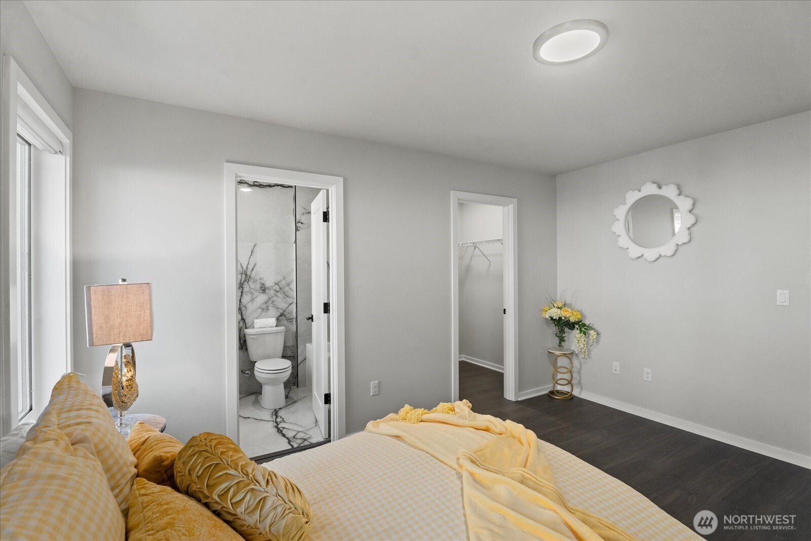 21713 SE 256th Place , Maple Valley, WA 98038