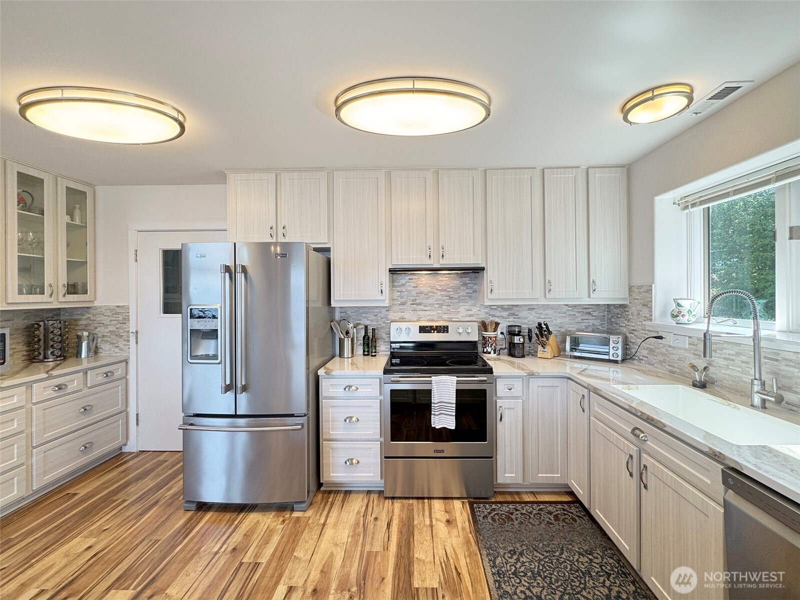 250 North Street #A, Sequim, WA 98382