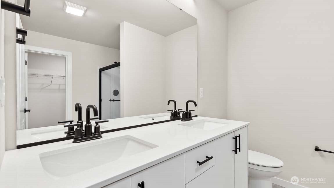 16830 20th Avenue W #F2, Lynnwood, WA 98037
