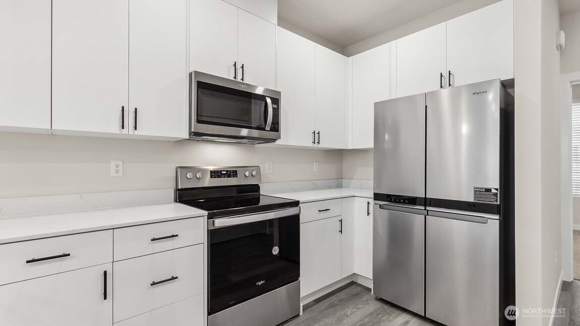 16830 20th Avenue W #F2, Lynnwood, WA 98037