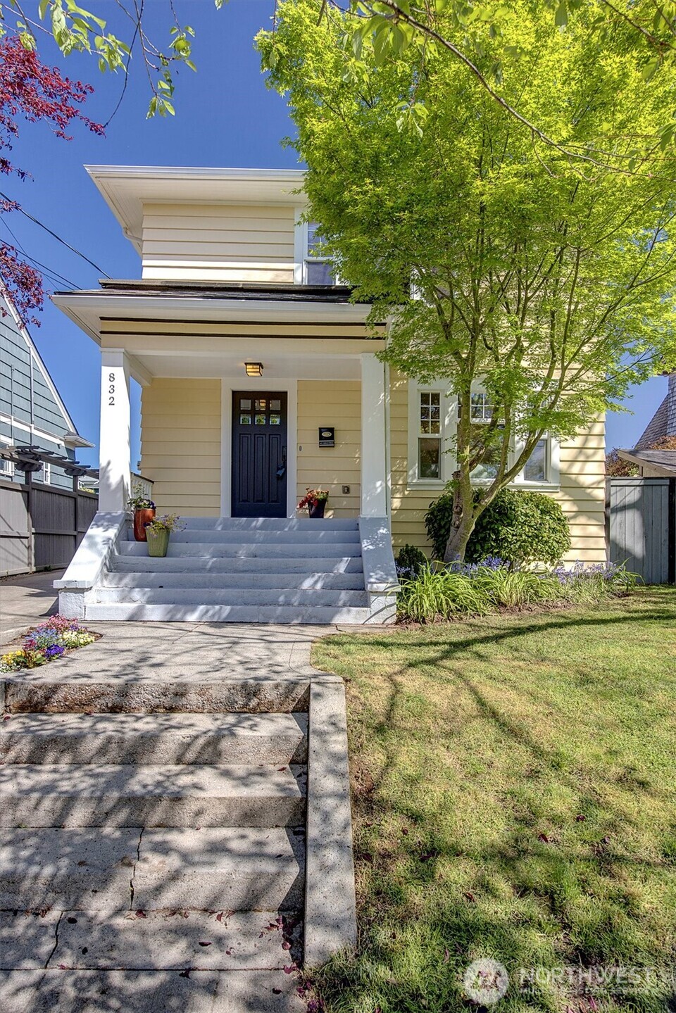 832 NW 63rd Street , Seattle, WA 98107