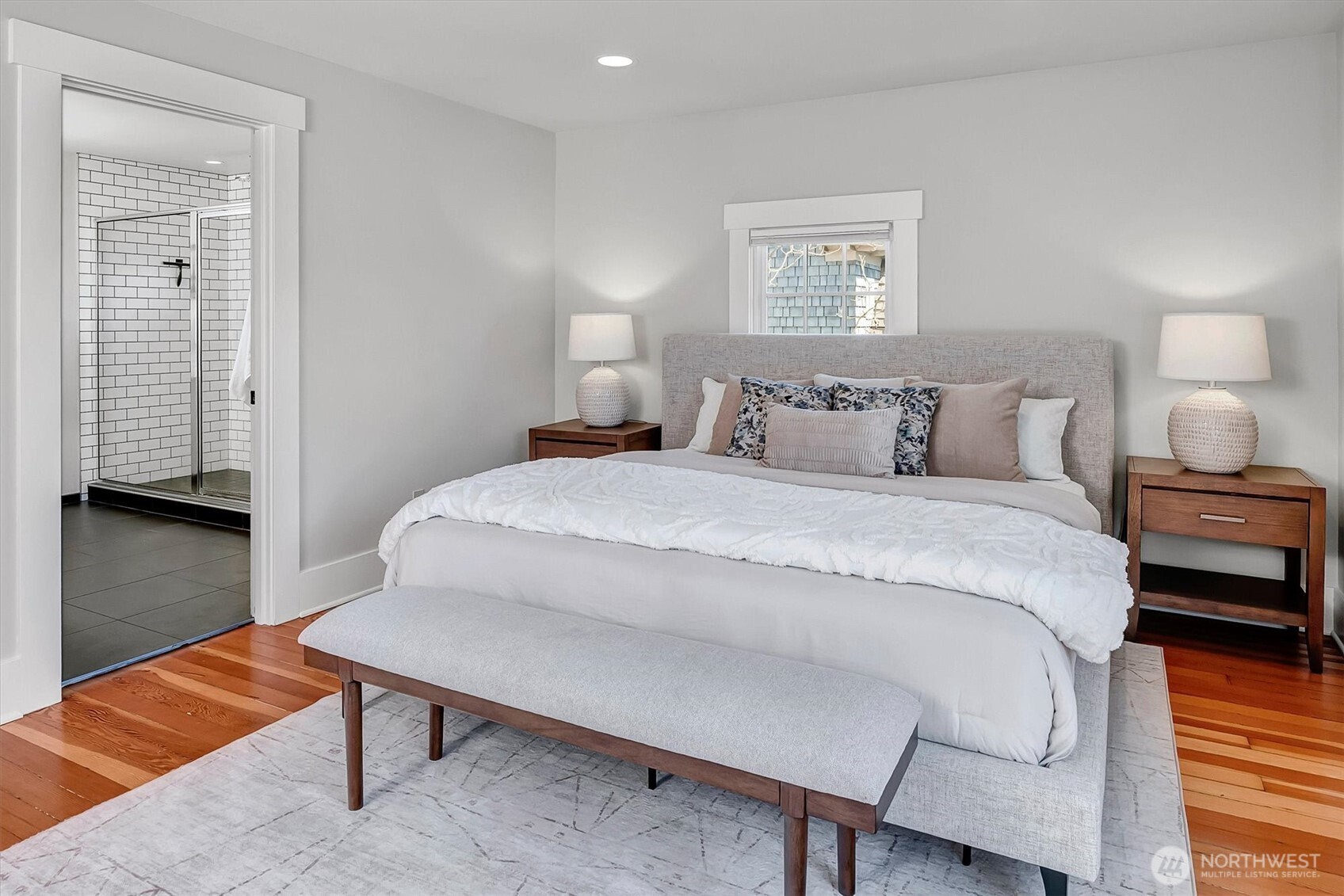 832 NW 63rd Street , Seattle, WA 98107