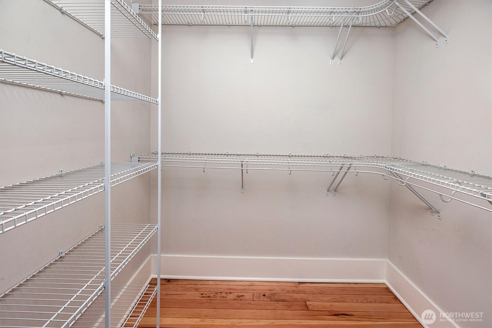 832 NW 63rd Street , Seattle, WA 98107