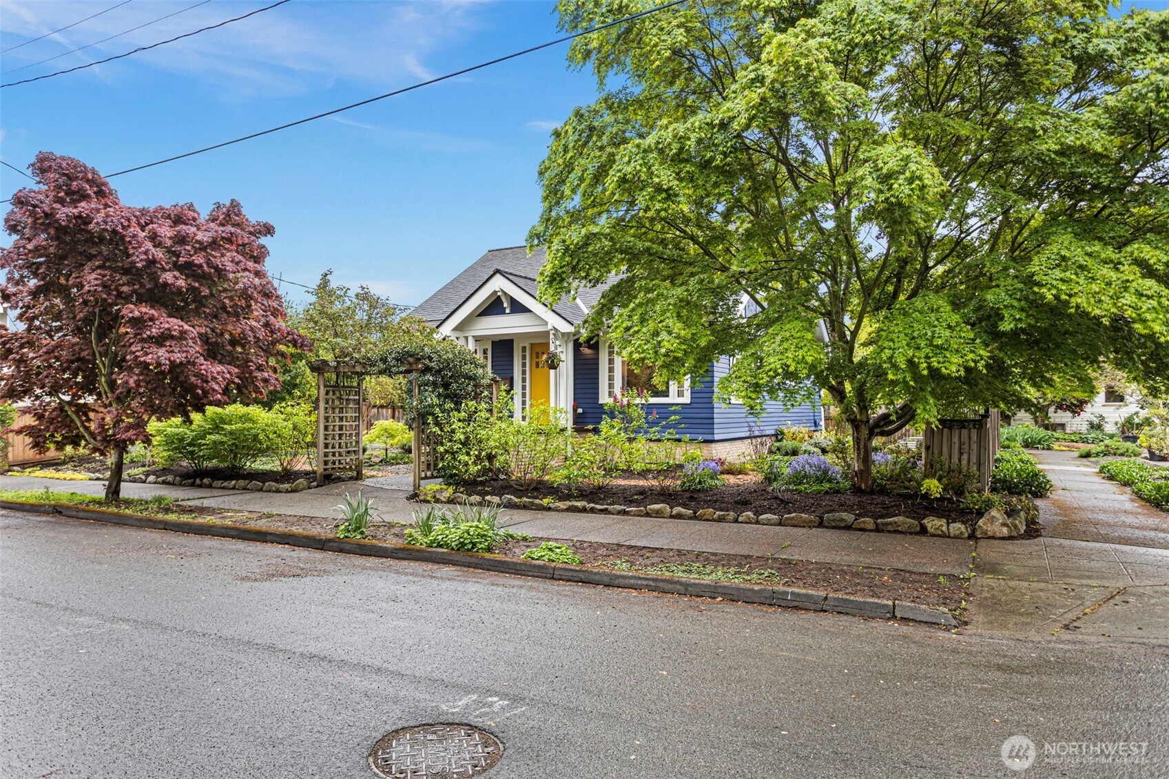 5151 S Orchard Street , Seattle, WA 98118