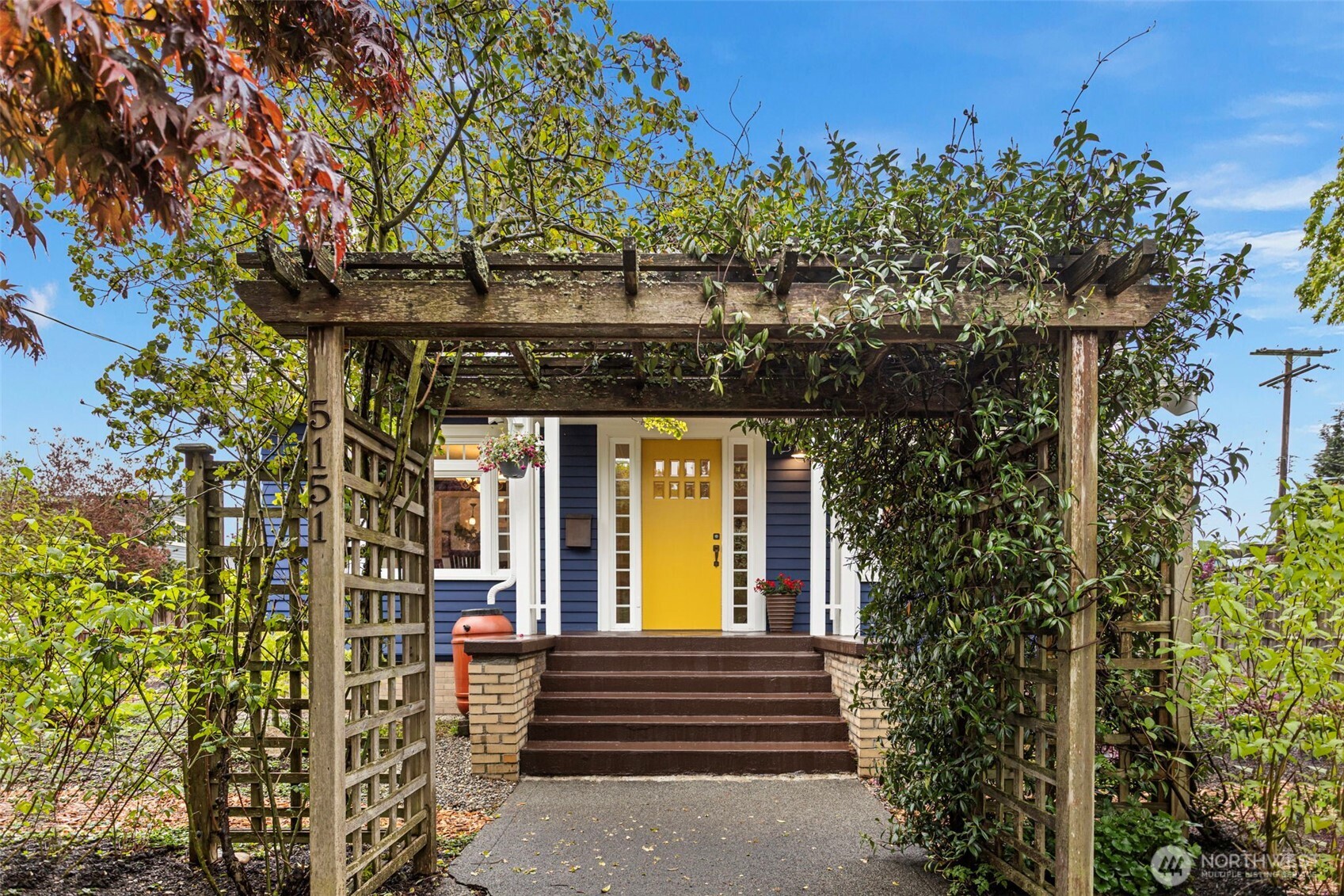 5151 S Orchard Street , Seattle, WA 98118