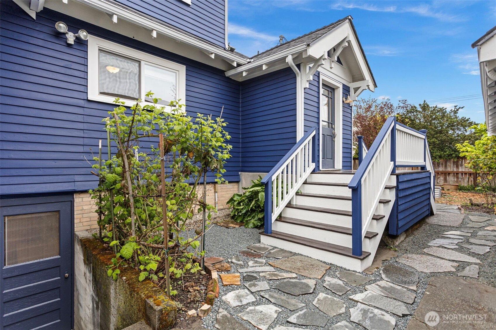 5151 S Orchard Street , Seattle, WA 98118