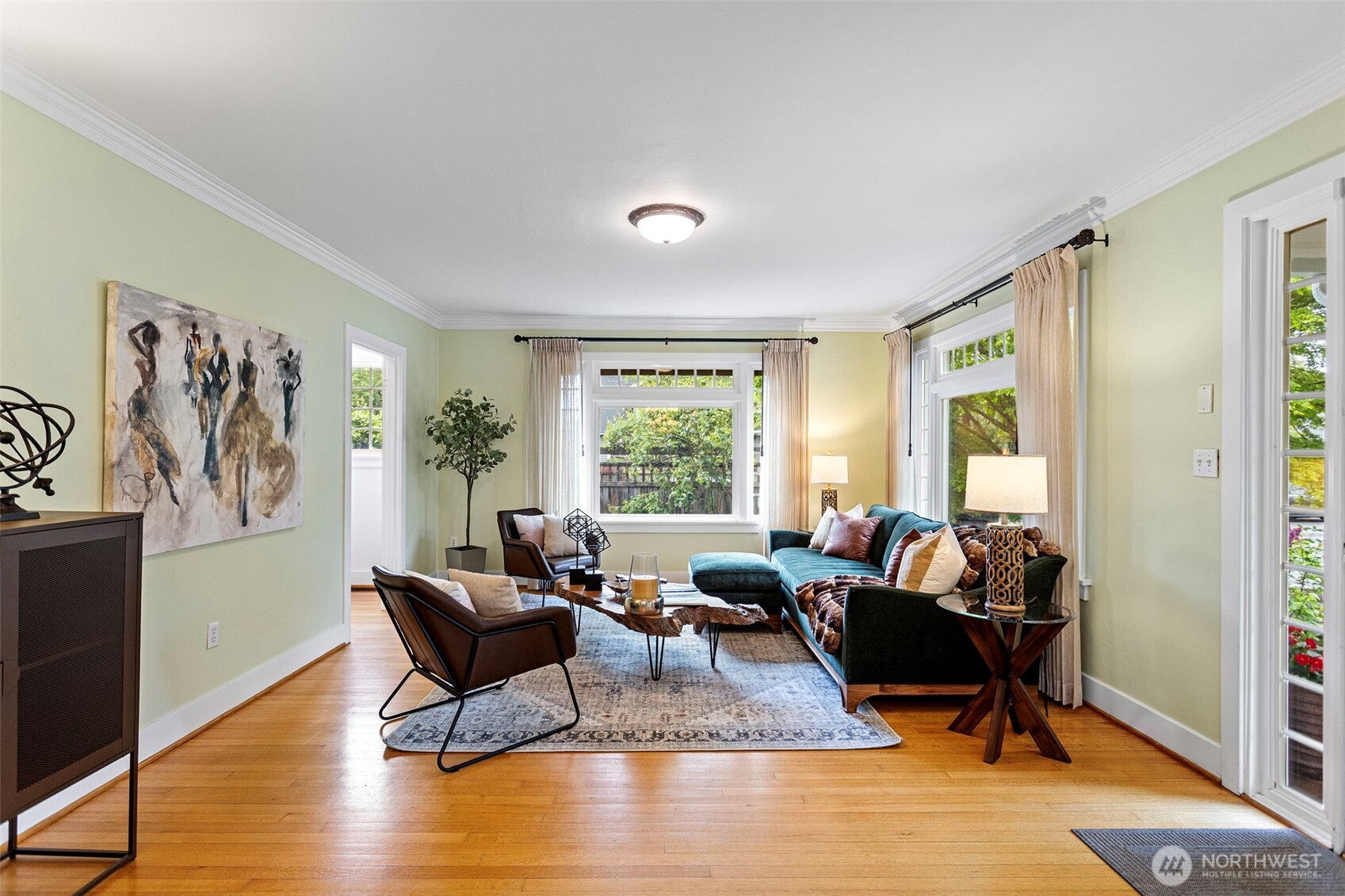 5151 S Orchard Street , Seattle, WA 98118