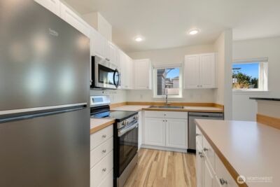 2101 N 55th Street #201, Seattle, WA 98103 - Photo 12