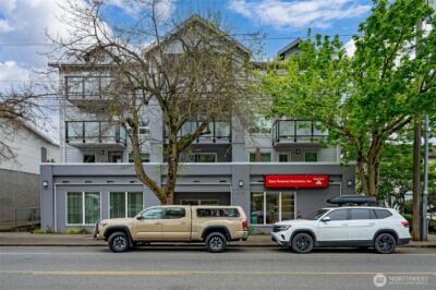 3435 California Avenue SW #303, Seattle, WA 98116-3353