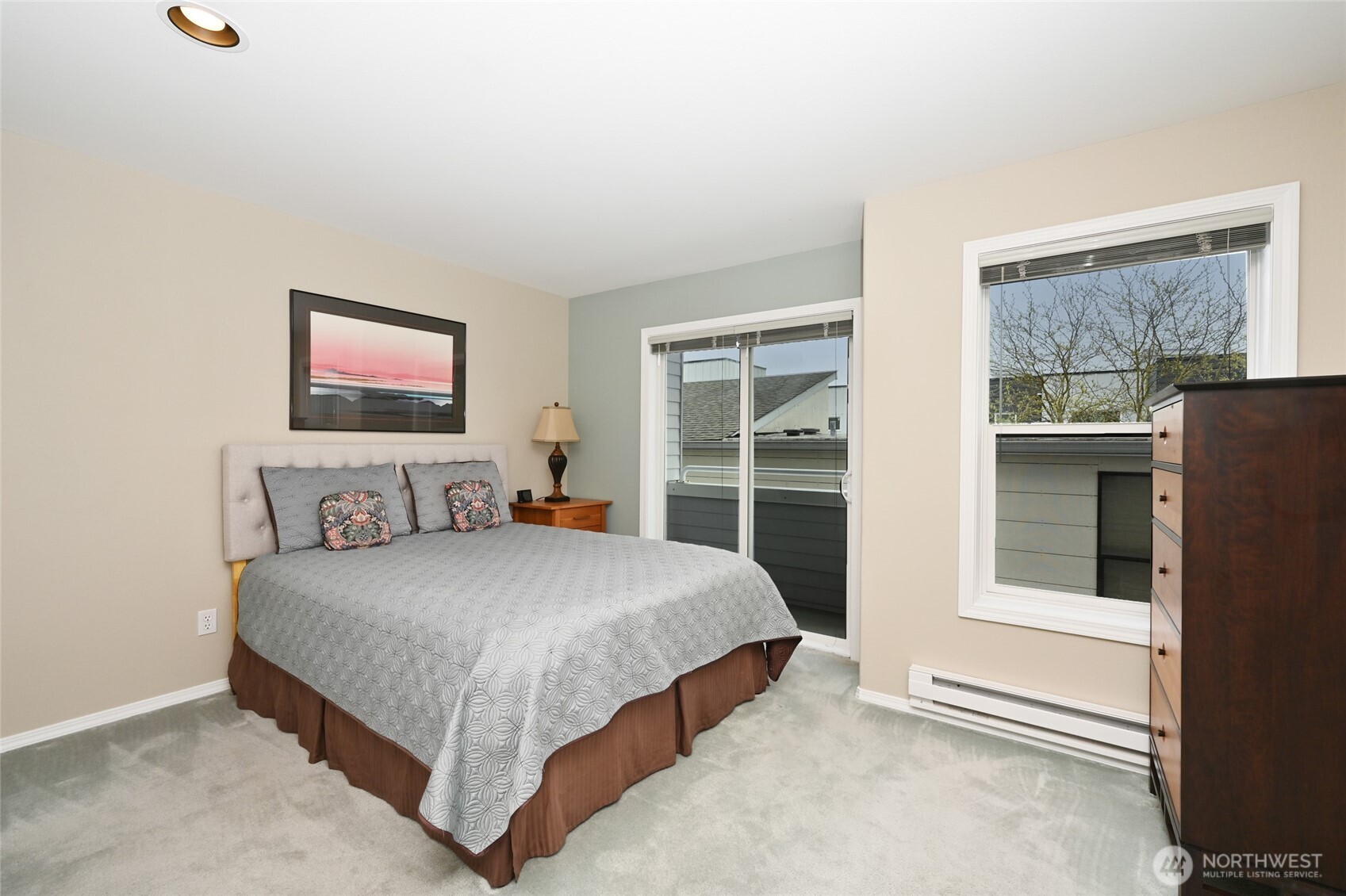 3435 California Avenue SW #303, Seattle, WA 98116-3353