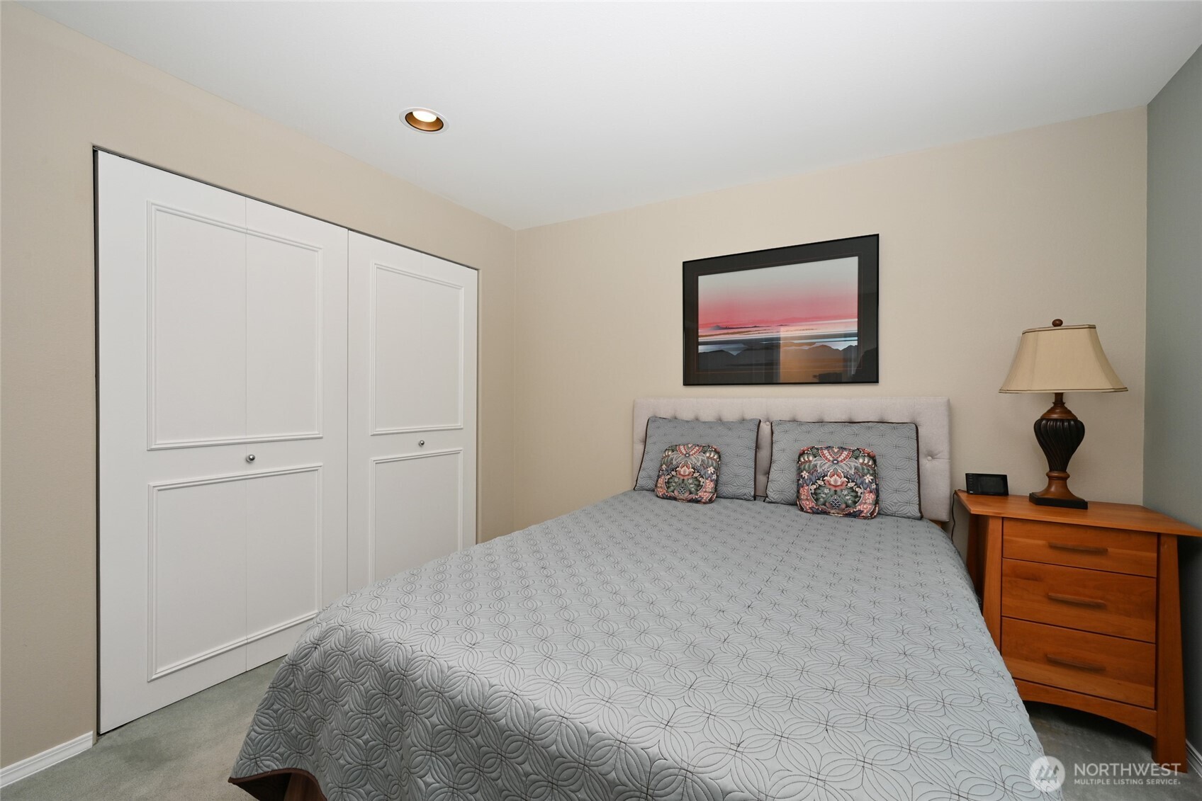 3435 California Avenue SW #303, Seattle, WA 98116-3353