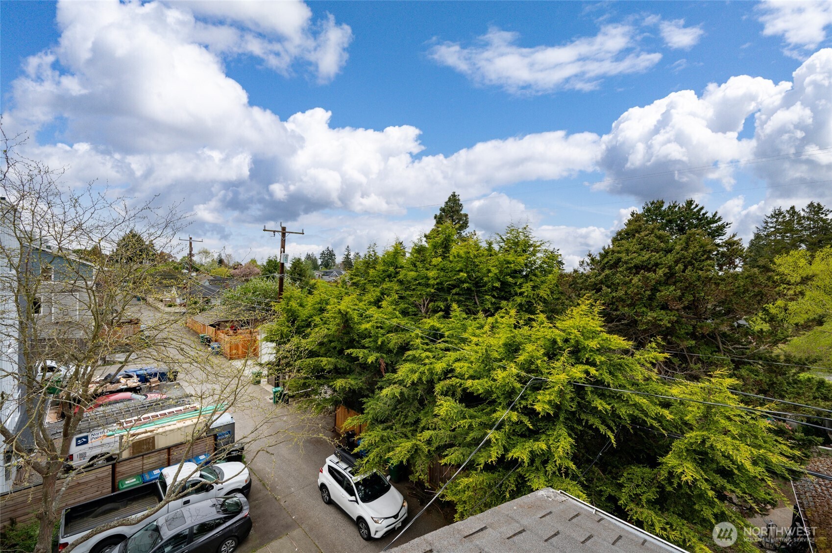 3435 California Avenue SW #303, Seattle, WA 98116-3353