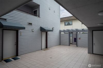 3435 California Avenue SW #303, Seattle, WA 98116-3353 - Photo 4