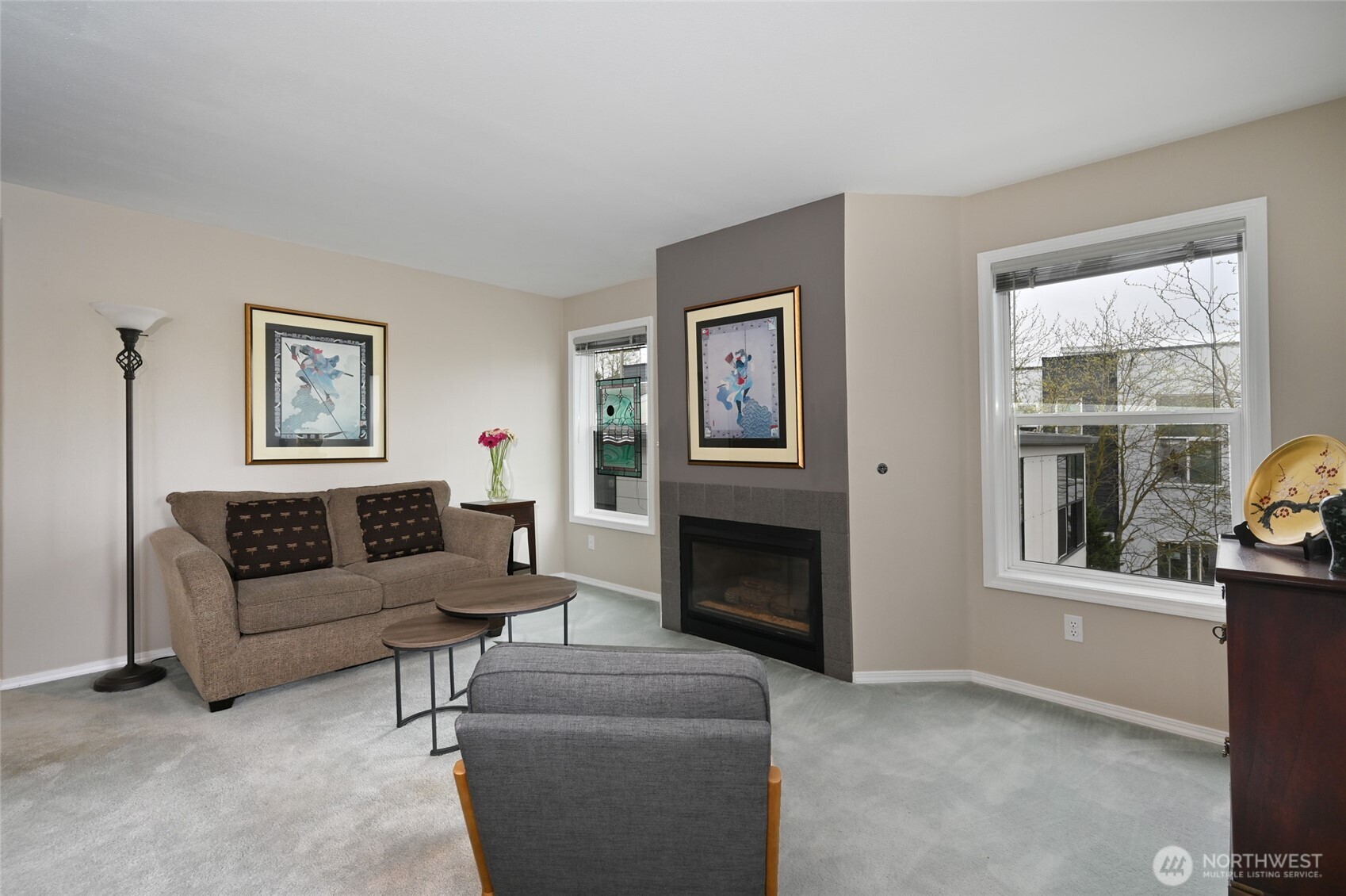 3435 California Avenue SW #303, Seattle, WA 98116-3353