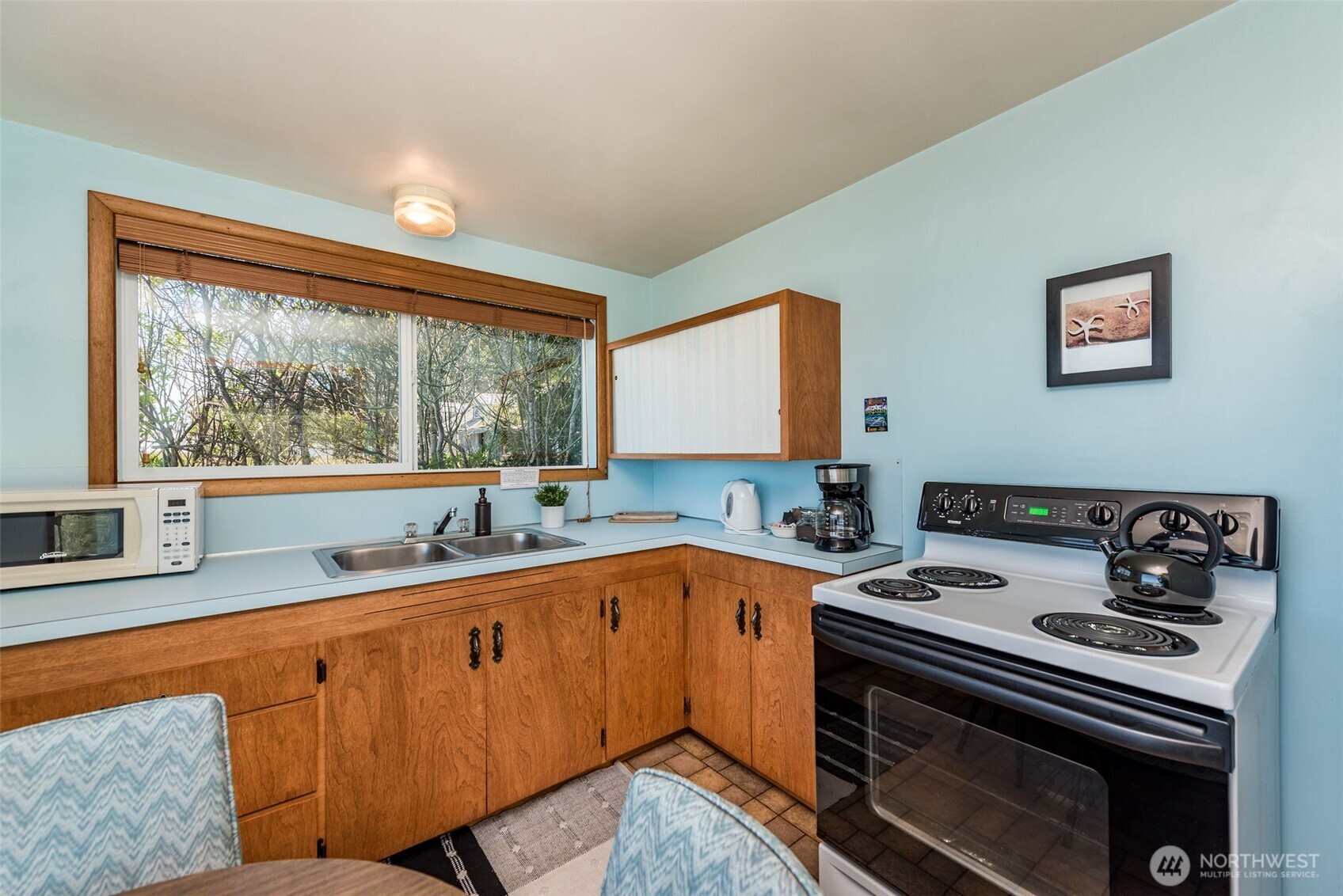 1663 Highway 112 , Sekiu, WA 98381